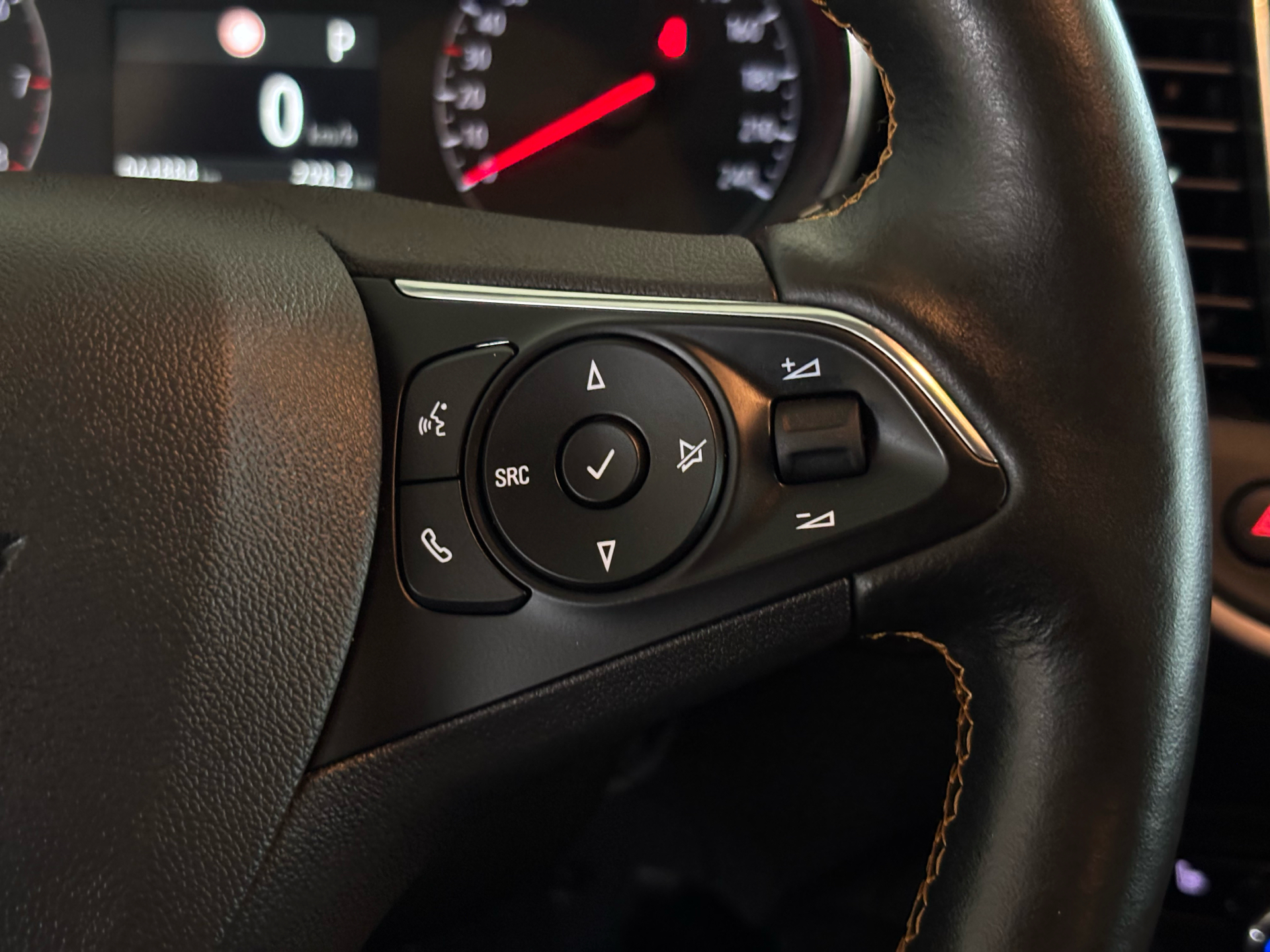 Billede af Opel Crossland X 1,2 T Exclusive Start/Stop 130HK 5d 6g Aut.