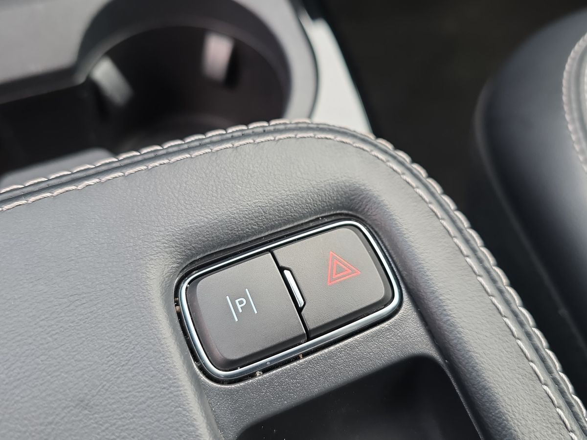 Billede af Ford Mustang Mach-E EL SR 269HK 5d Aut.