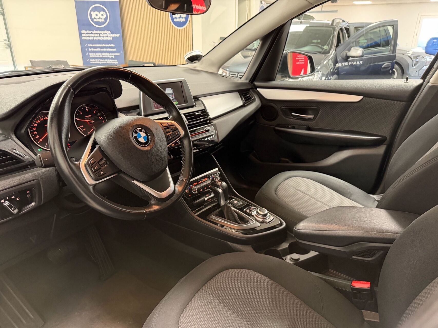 Billede af BMW 220d Active Tourer 2,0 D Advantage 190HK 6g