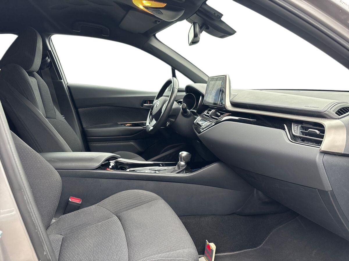 Billede af Toyota C-HR 1,8 Hybrid C-LUB Multidrive S 122HK 5d Aut.