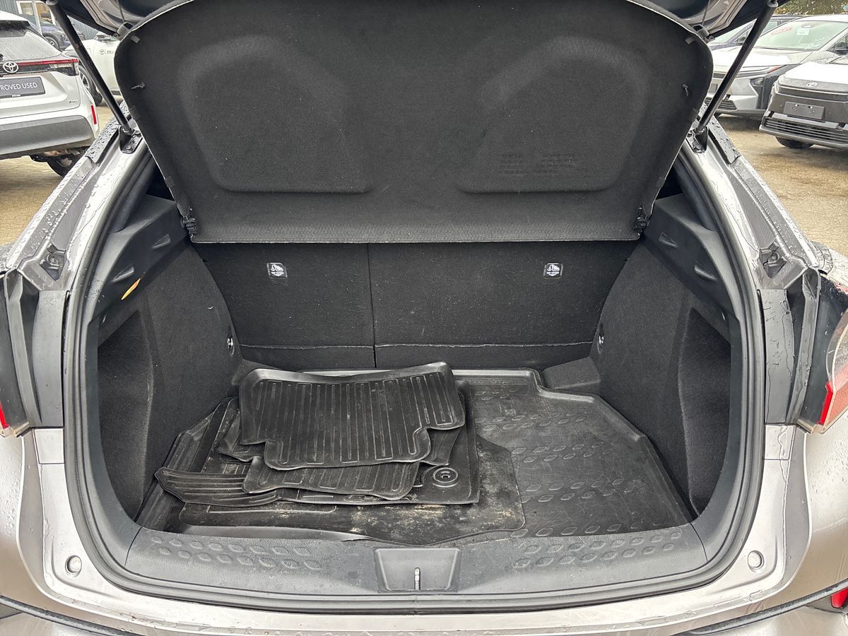 Billede af Toyota C-HR 1,8 Hybrid C-LUB Multidrive S 122HK 5d Aut.