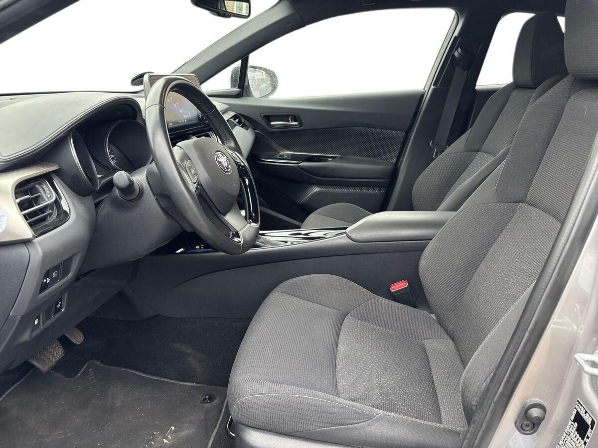 Billede af Toyota C-HR 1,8 Hybrid C-LUB Multidrive S 122HK 5d Aut.