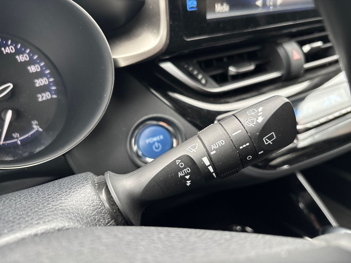 Billede af Toyota C-HR 1,8 Hybrid C-LUB Multidrive S 122HK 5d Aut.