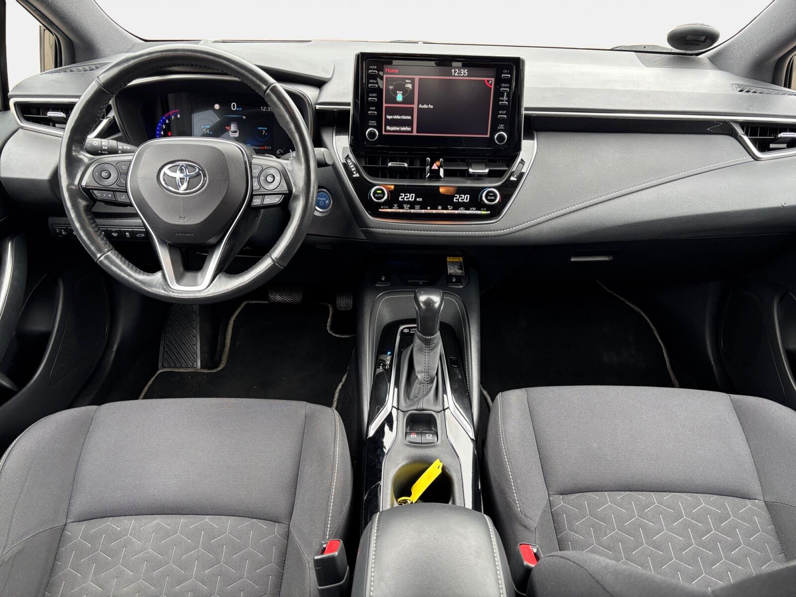 Billede af Toyota Corolla Touring Sports 2,0 Hybrid H3 Business Smart E-CVT 180HK Stc 6g Aut.