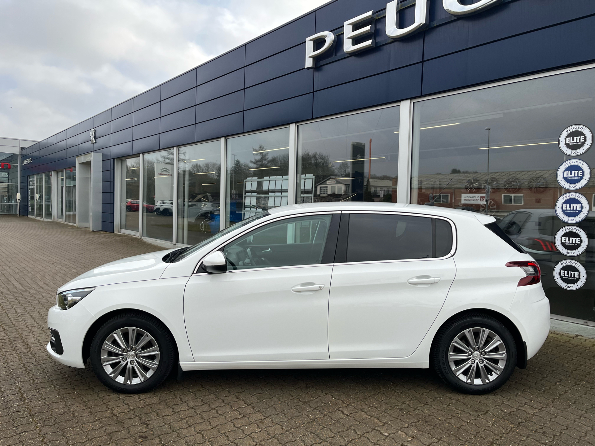 Billede af Peugeot 308 1,5 BlueHDi Edition 210+ 130HK 5d 6g