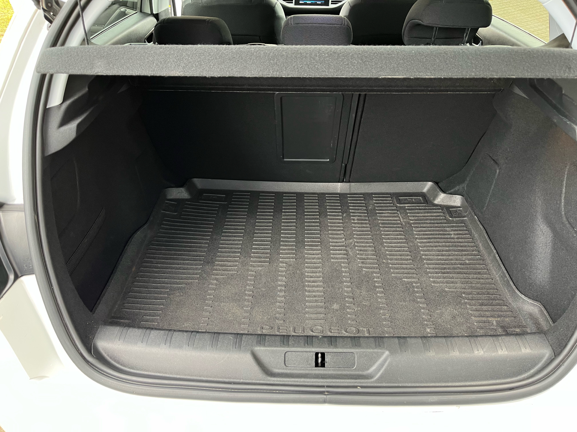 Billede af Peugeot 308 1,5 BlueHDi Edition 210+ 130HK 5d 6g