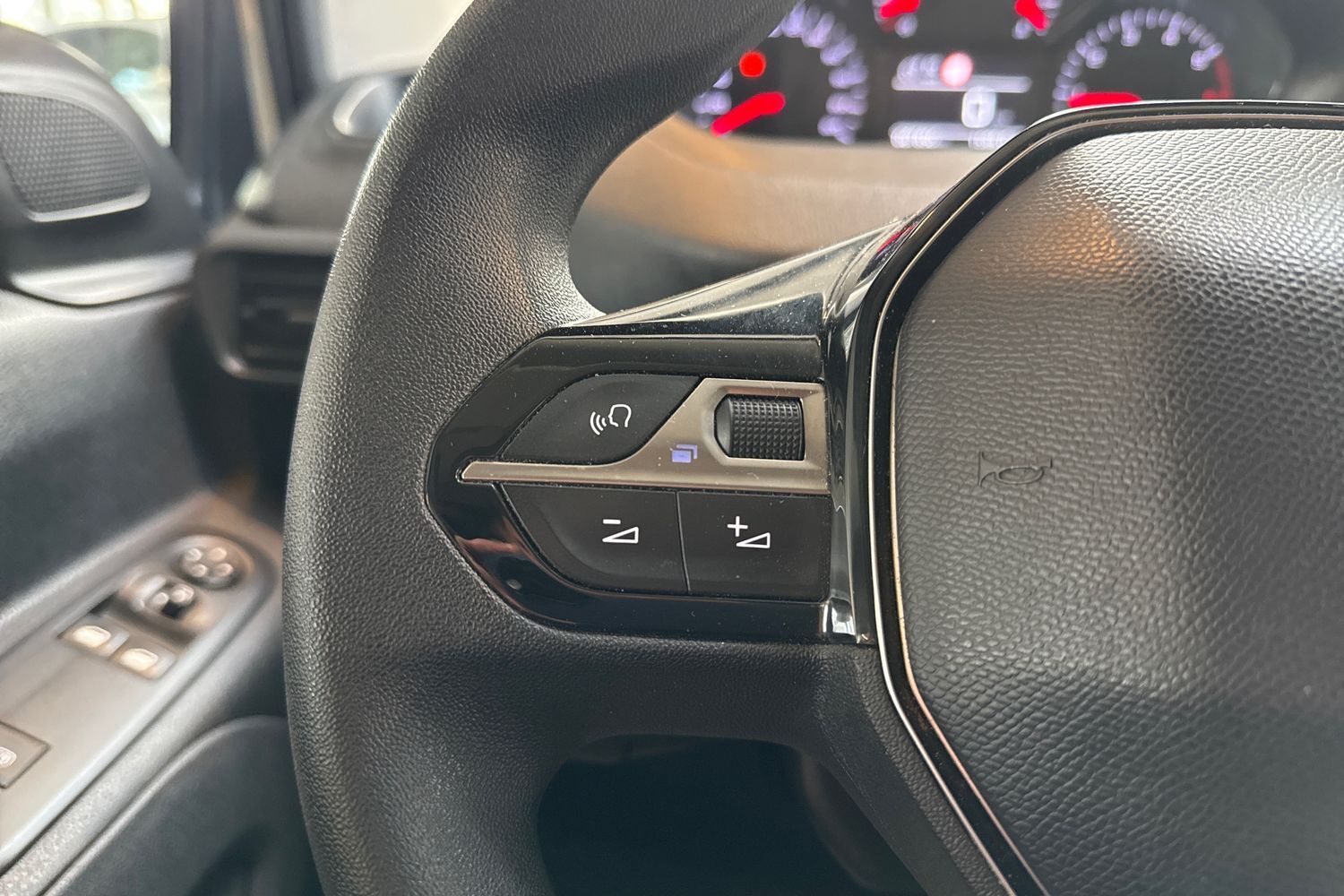 Billede af Peugeot Partner L2 V2 1,5 BlueHDi Plus 100HK Van