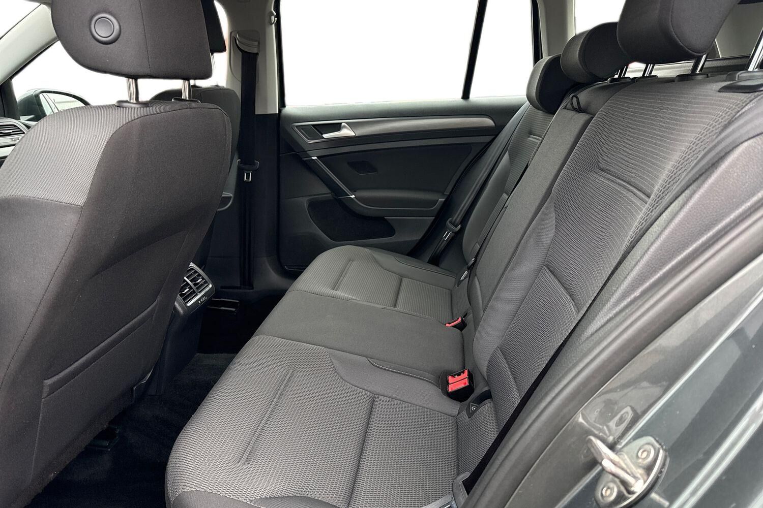 Billede af VW Golf Variant 1,5 TSI BMT EVO Comfortline Connect DSG 150HK Stc 7g Aut.