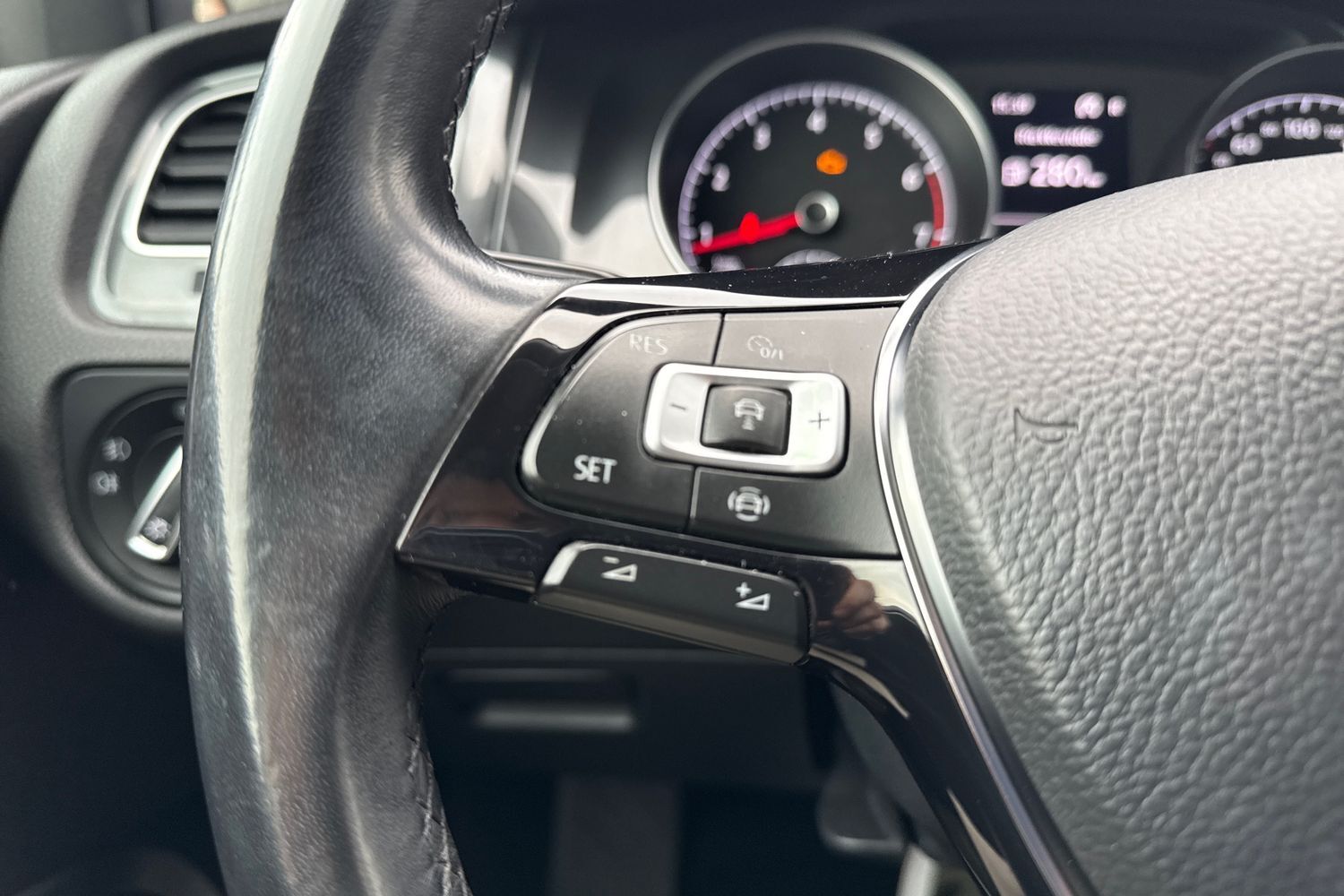 Billede af VW Golf Variant 1,5 TSI BMT EVO Comfortline Connect DSG 150HK Stc 7g Aut.