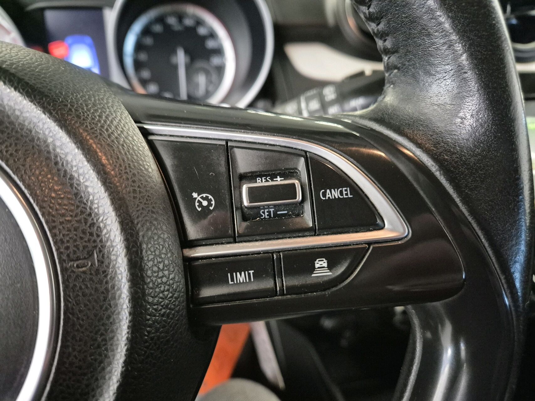 Billede af Suzuki Swift 1,2 Dualjet Action AEB Gold 90HK 5d