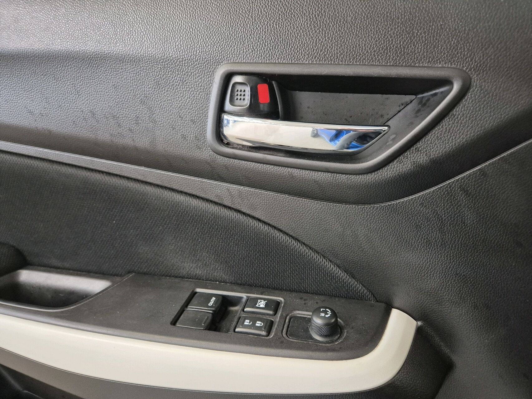 Billede af Suzuki Swift 1,2 Dualjet Action AEB Gold 90HK 5d