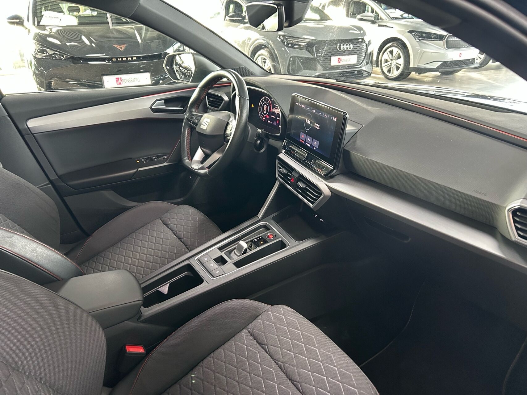 Billede af Seat Leon Sportstourer 1,5 e-TSI  Mild hybrid FR DSG 150HK Stc 7g Aut.