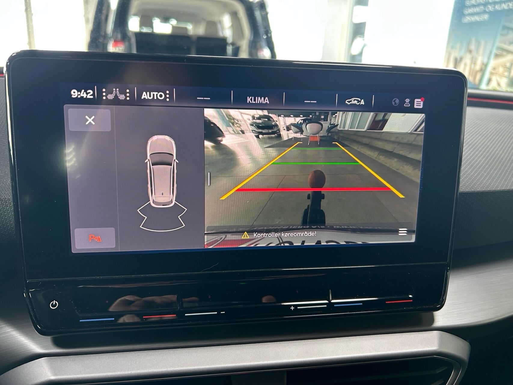 Billede af Seat Leon Sportstourer 1,5 e-TSI  Mild hybrid FR DSG 150HK Stc 7g Aut.