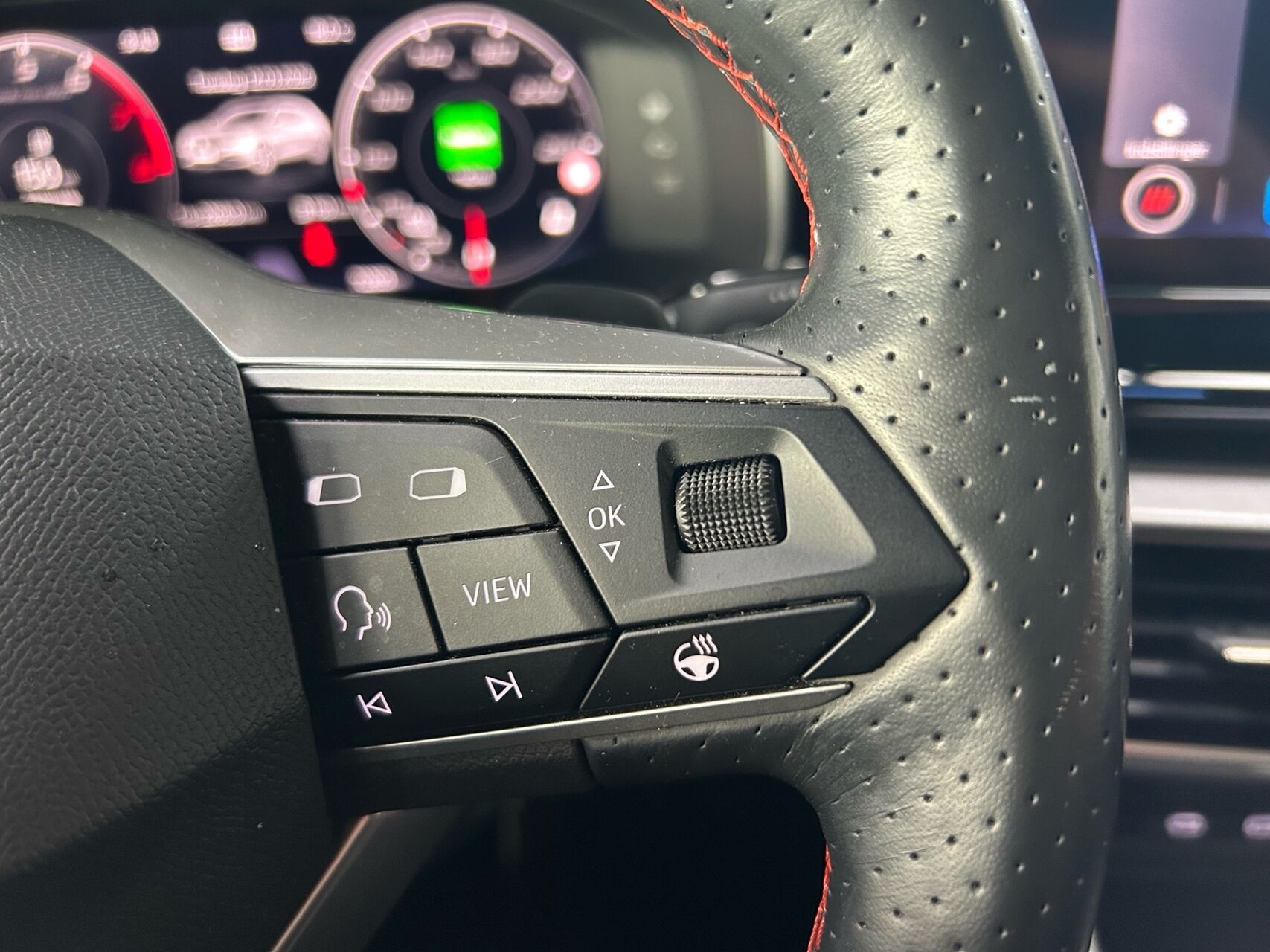 Billede af Seat Leon Sportstourer 1,5 e-TSI  Mild hybrid FR DSG 150HK Stc 7g Aut.