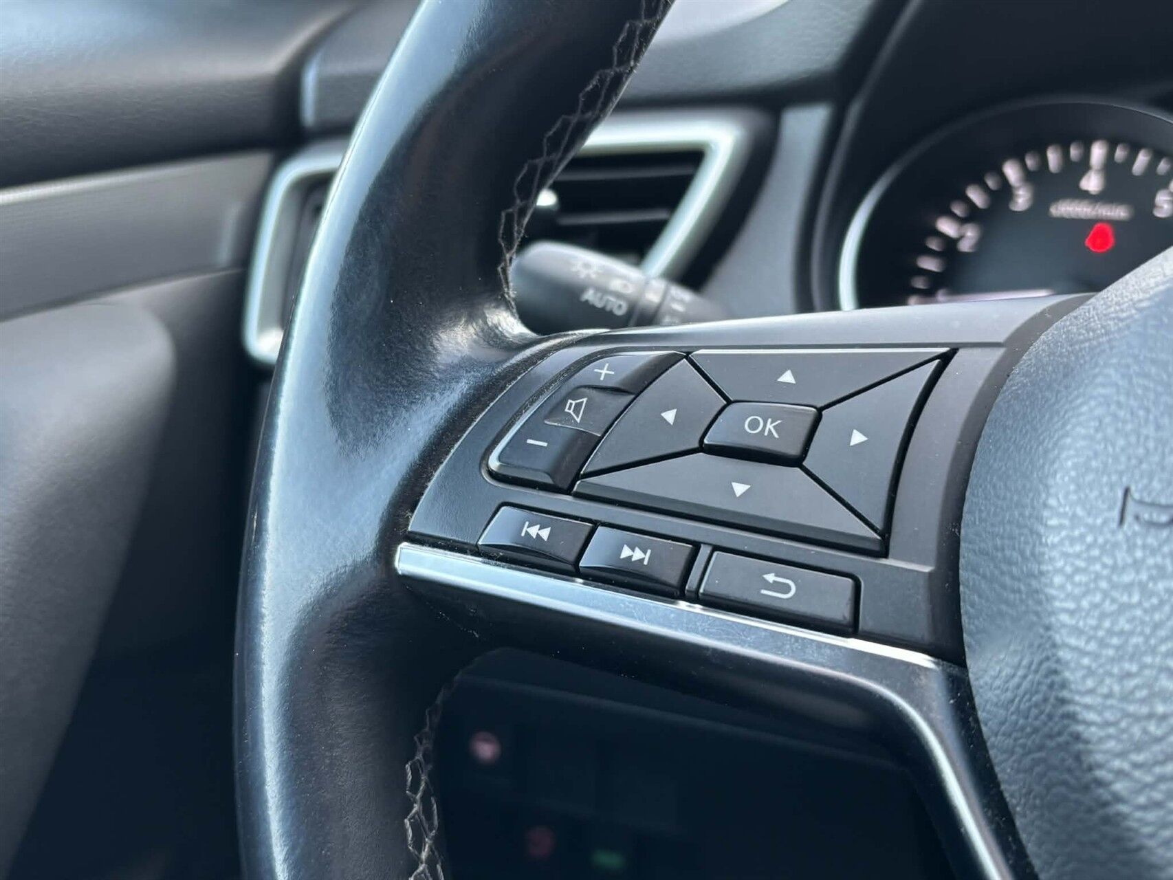 Billede af Nissan Qashqai 1,3 Dig-T Tekna DCT 160HK 5d 7g Aut.