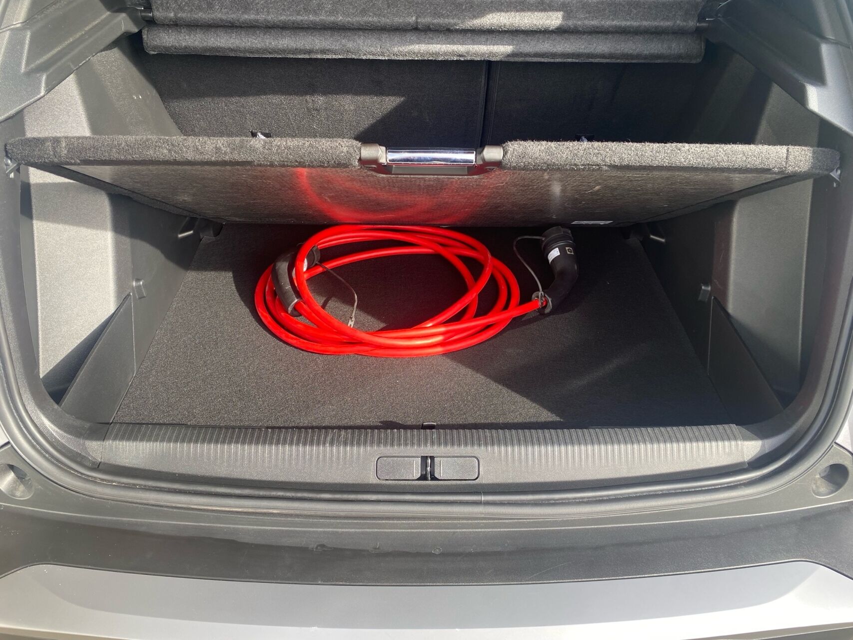 Billede af Peugeot e-2008 EL Allure 136HK 5d Aut.