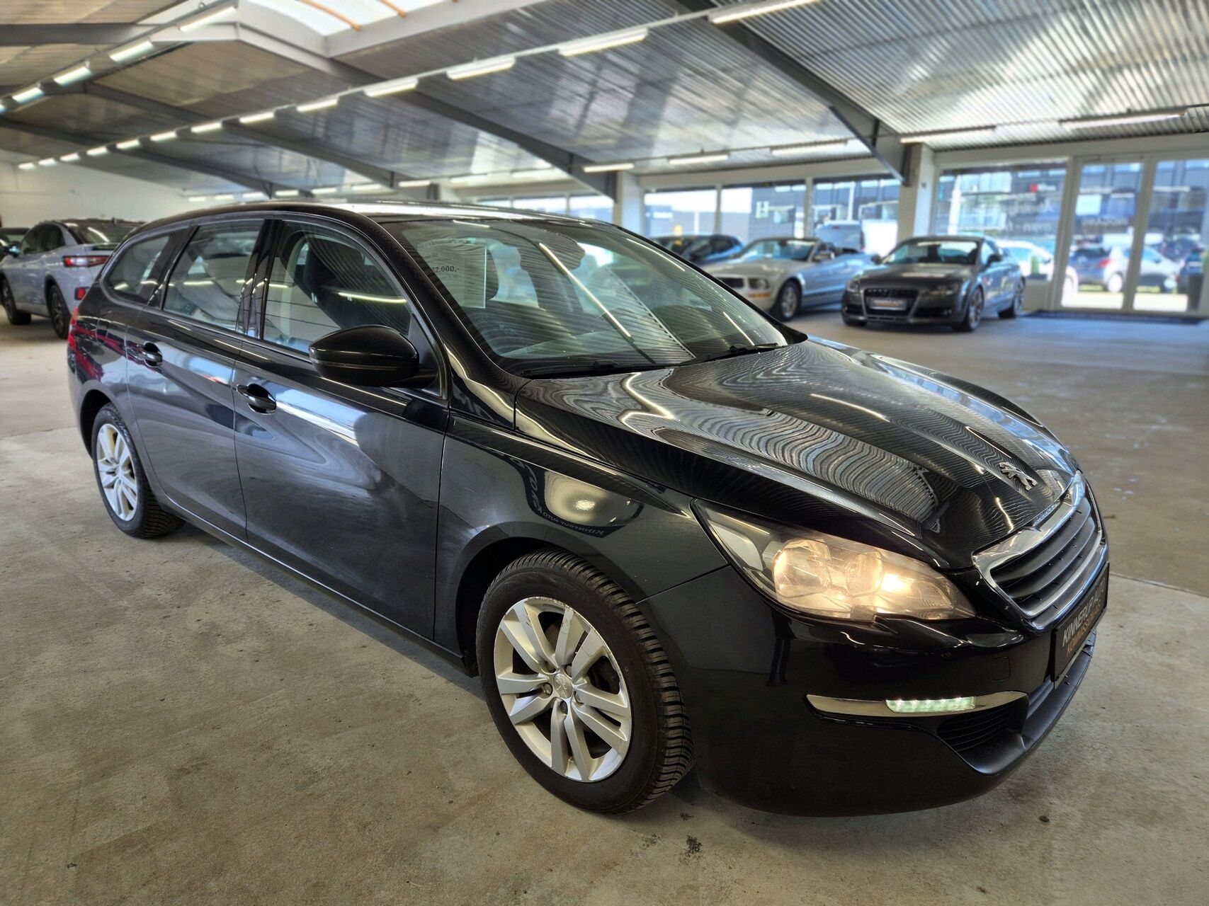 Billede af Peugeot 308 SW 1,6 BlueHDi Envy EAT6 120HK Stc 6g Aut.