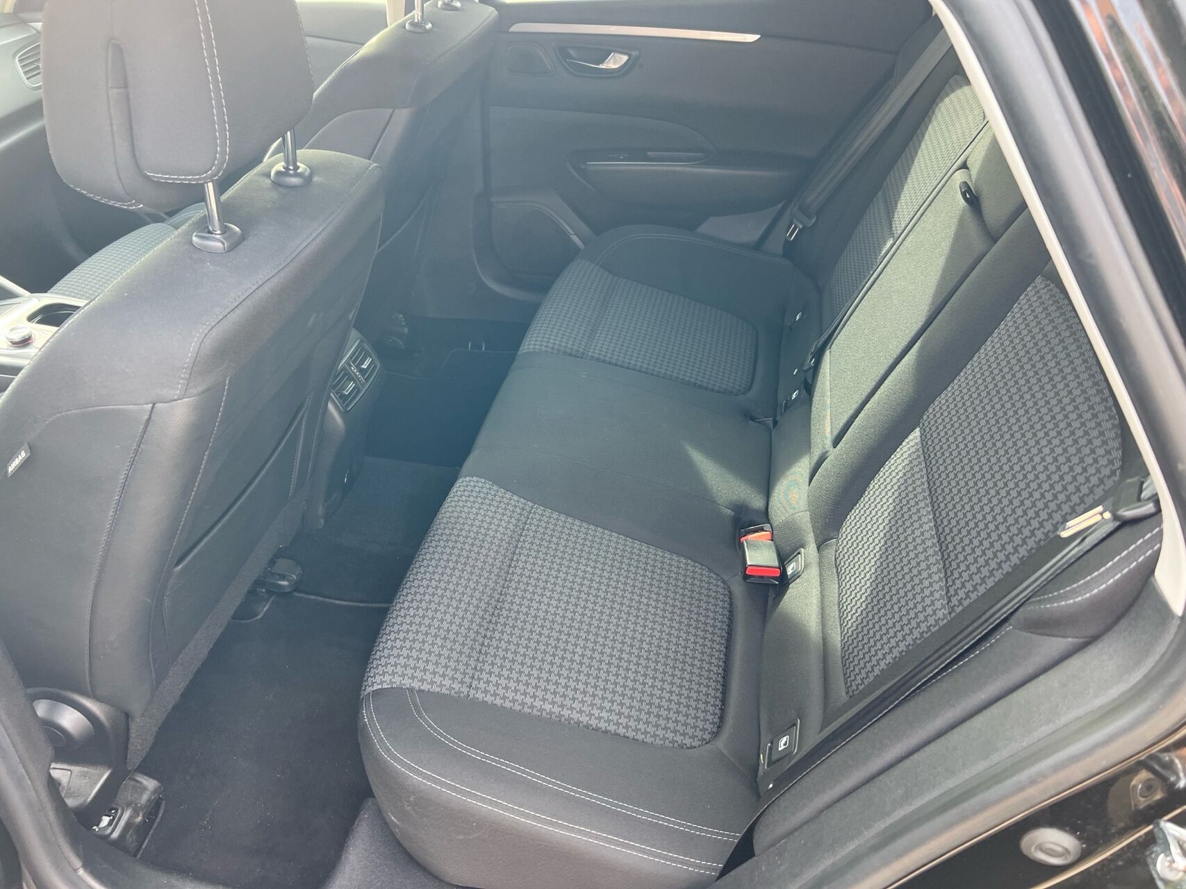 Billede af Renault Talisman Sport Tourer 2,0 DCI Zen EDC 160HK Stc 6g Aut.