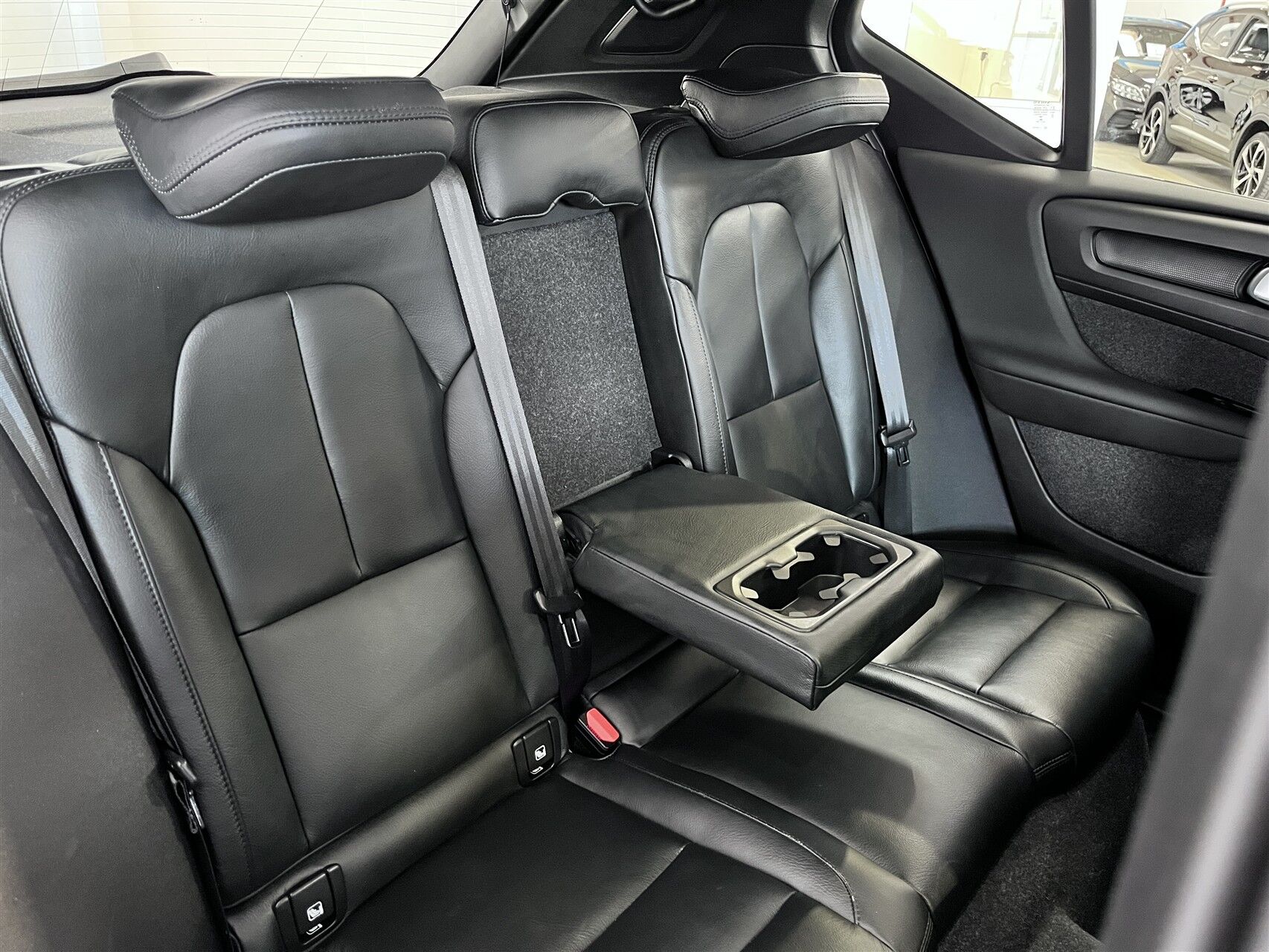 Billede af Volvo XC40 P8 Recharge Twin Pro AWD 408HK 5d Aut.