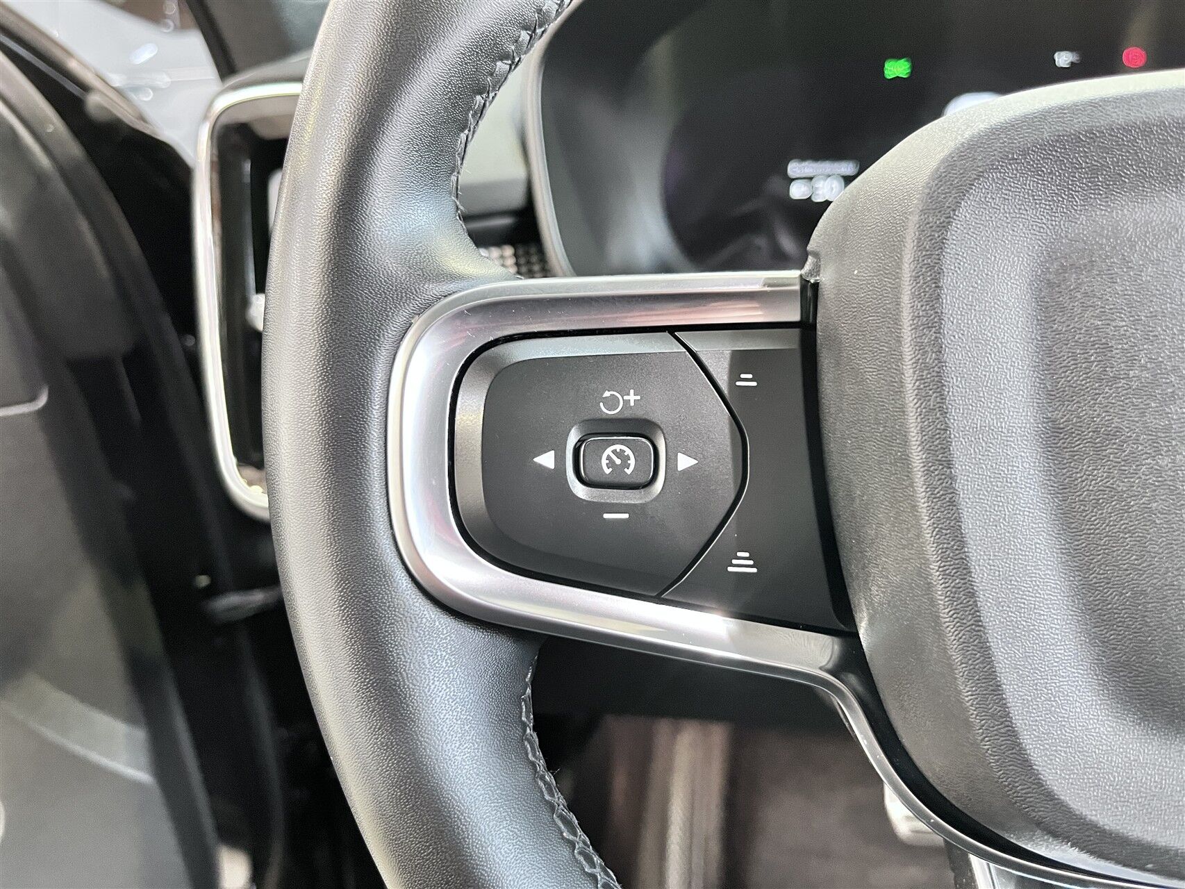 Billede af Volvo XC40 P8 Recharge Twin Pro AWD 408HK 5d Aut.