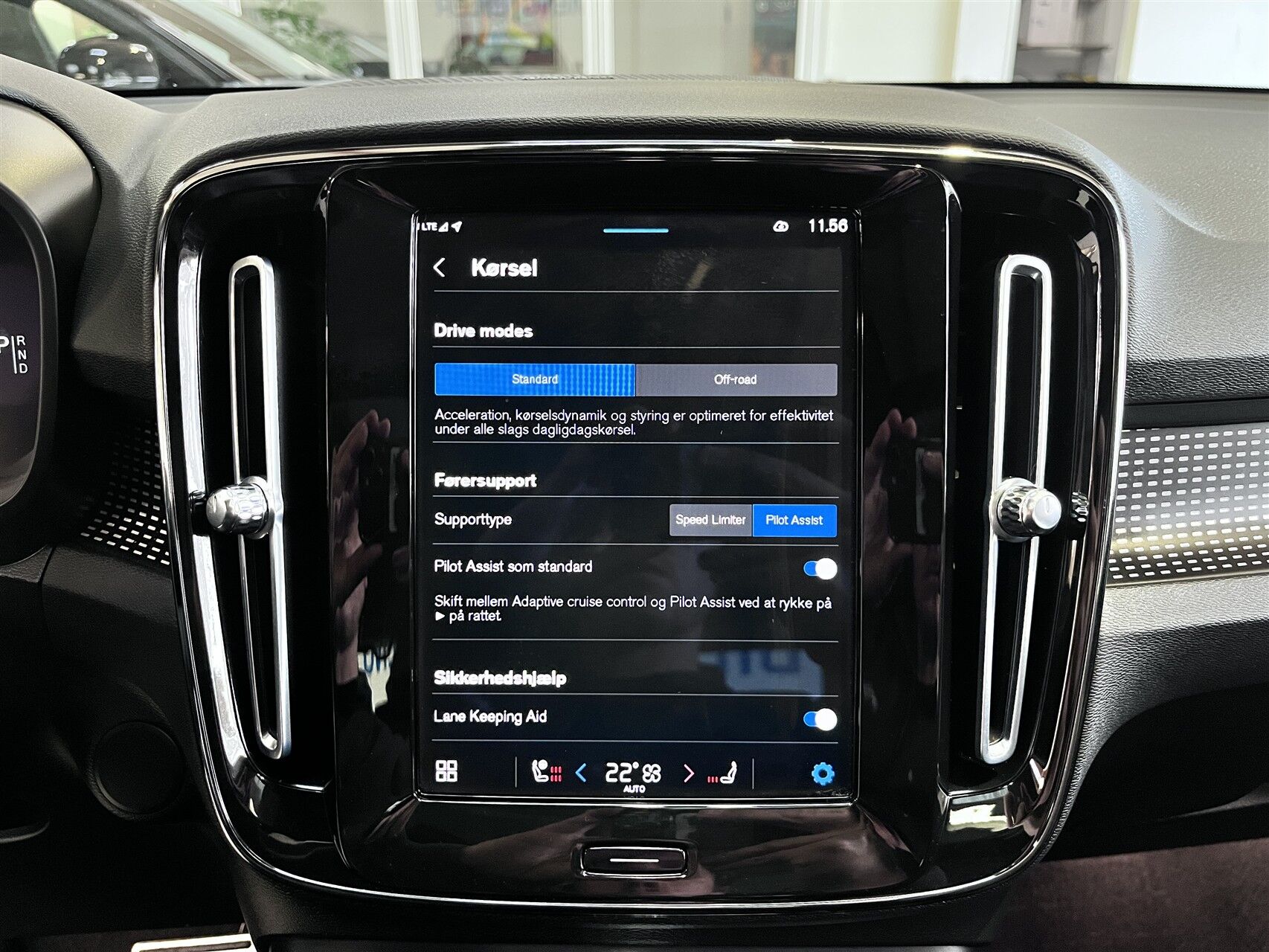 Billede af Volvo XC40 P8 Recharge Twin Pro AWD 408HK 5d Aut.