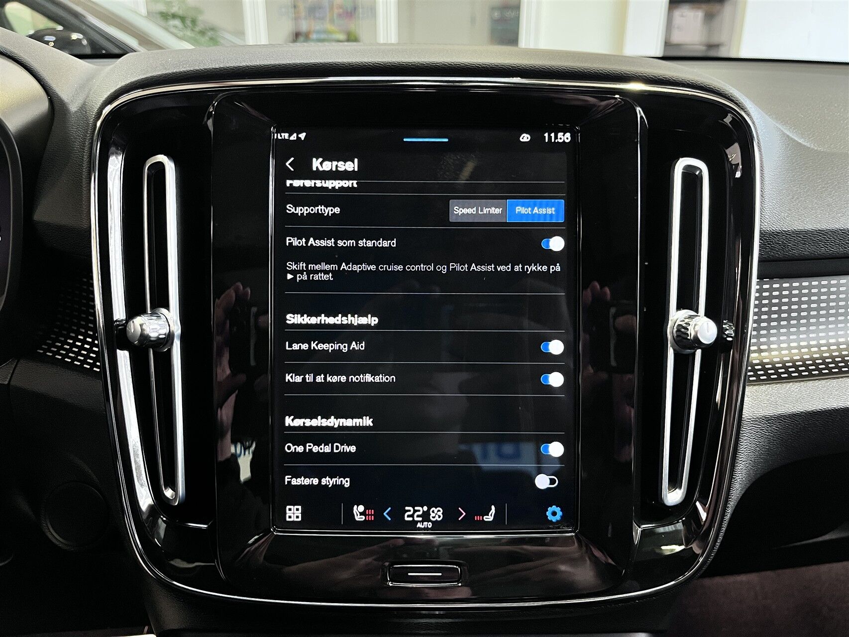 Billede af Volvo XC40 P8 Recharge Twin Pro AWD 408HK 5d Aut.