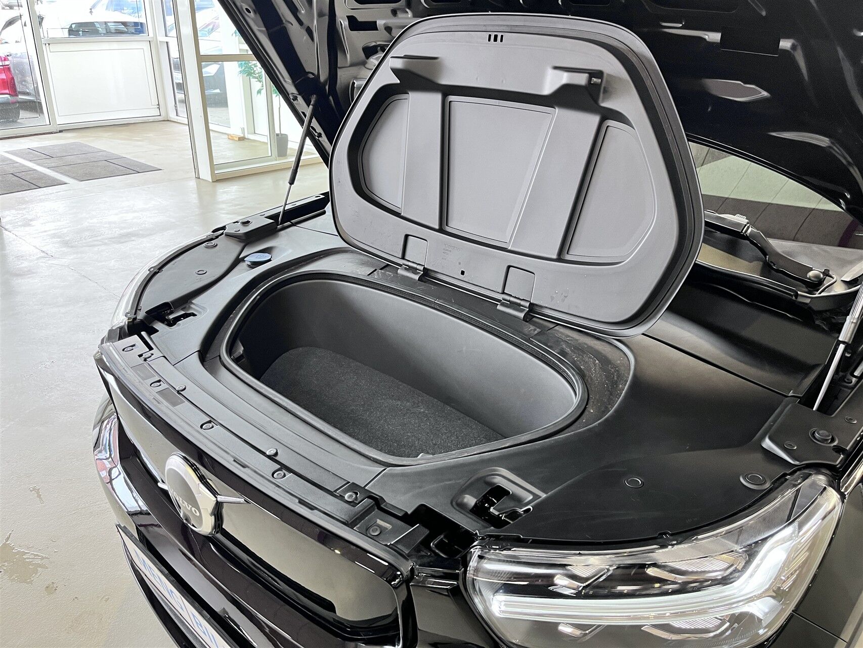 Billede af Volvo XC40 P8 Recharge Twin Pro AWD 408HK 5d Aut.