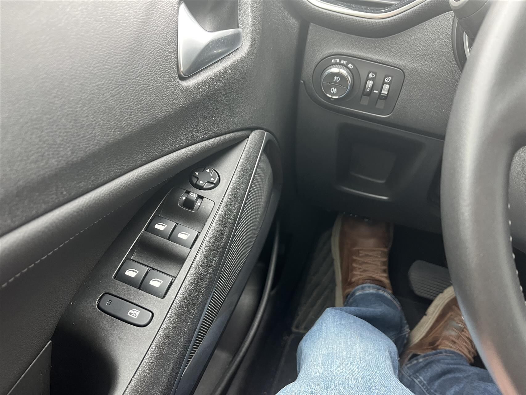 Billede af Opel Crossland 1,2 T Sport 130HK 5d 6g Aut.