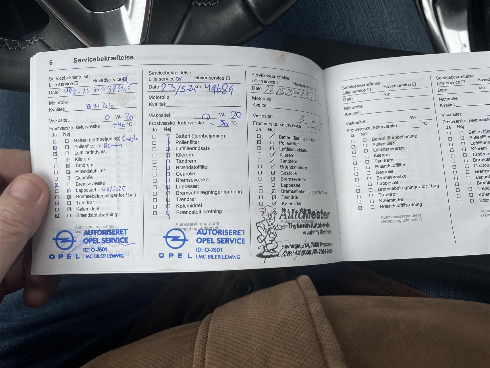 Billede af Opel Crossland 1,2 T Sport 130HK 5d 6g Aut.