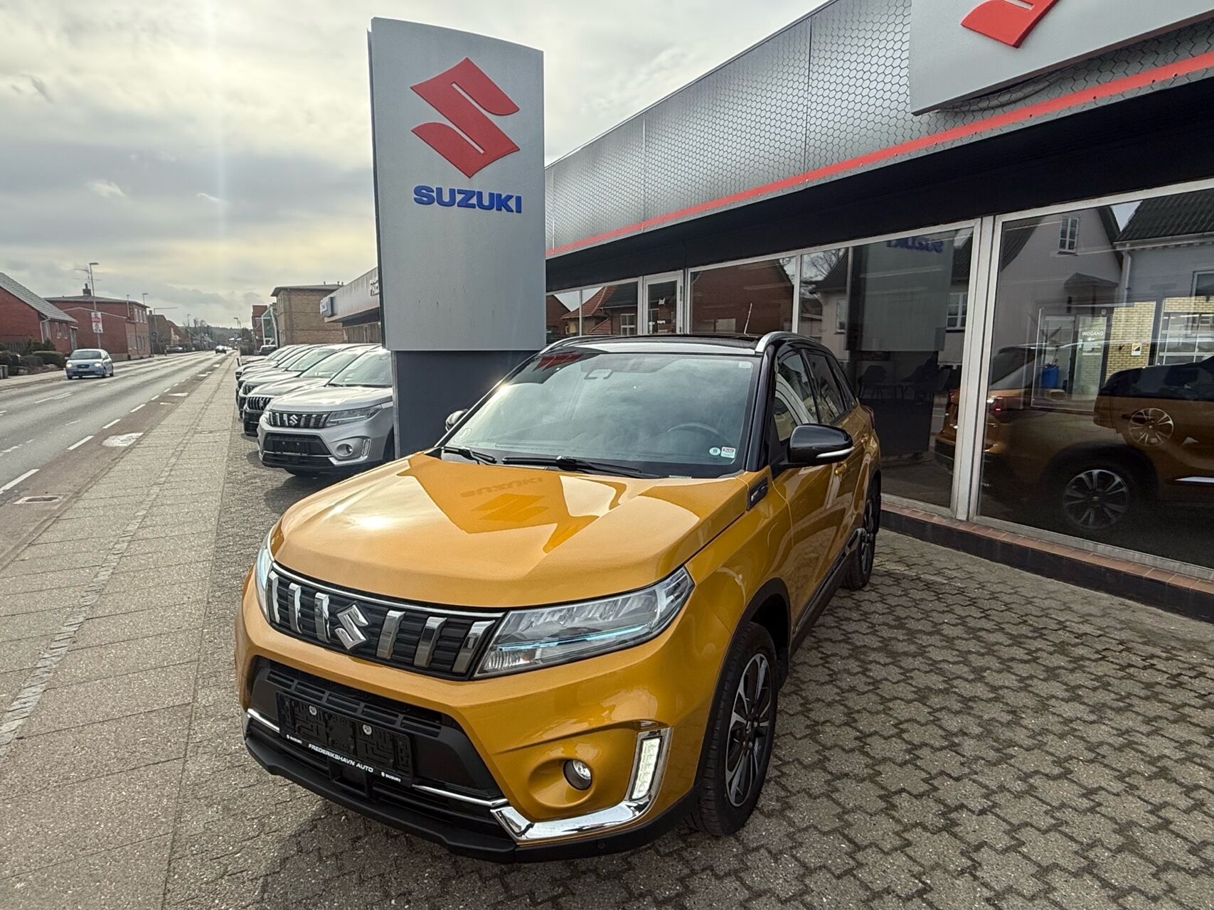 Billede af Suzuki Vitara 1,4 Boosterjet  Mild hybrid Adventure 129HK 5d 6g Aut.