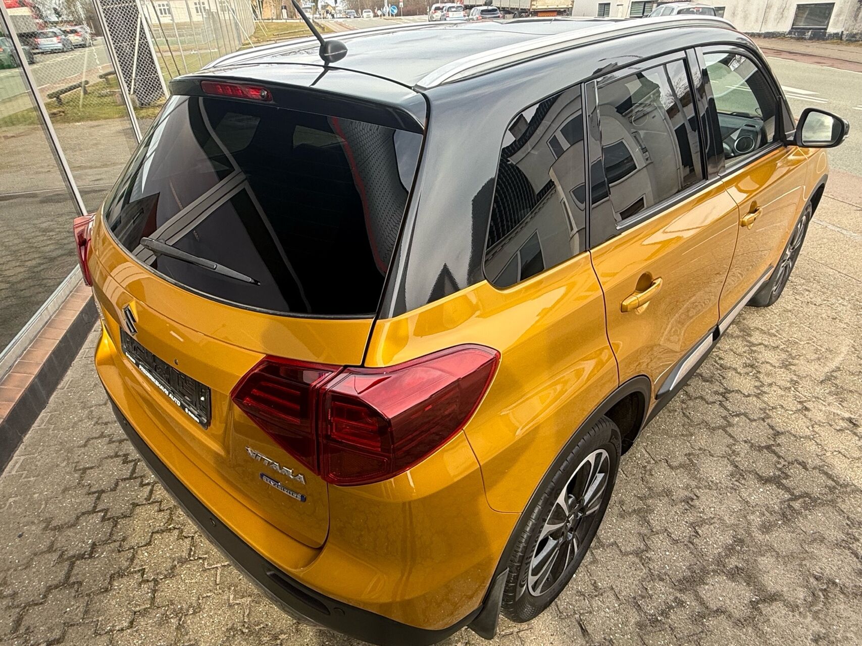 Billede af Suzuki Vitara 1,4 Boosterjet  Mild hybrid Adventure 129HK 5d 6g Aut.