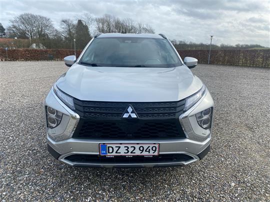 Mitsubishi Eclipse Cross 2,4 Plugin-hybrid Sport Tech 4WD 188HK 5d Trinl. Gear