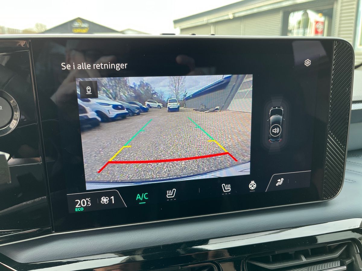 Billede af Nissan Micra EL Evolve 52kWh 150HK 5d Aut.