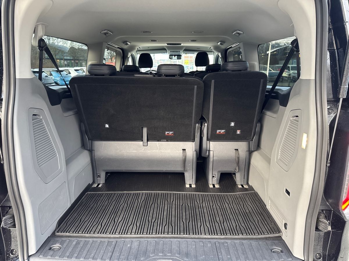 Billede af Ford Tourneo Custom 340 L2H1 2,5 Plugin-hybrid Titanium X CVT 233HK Aut.