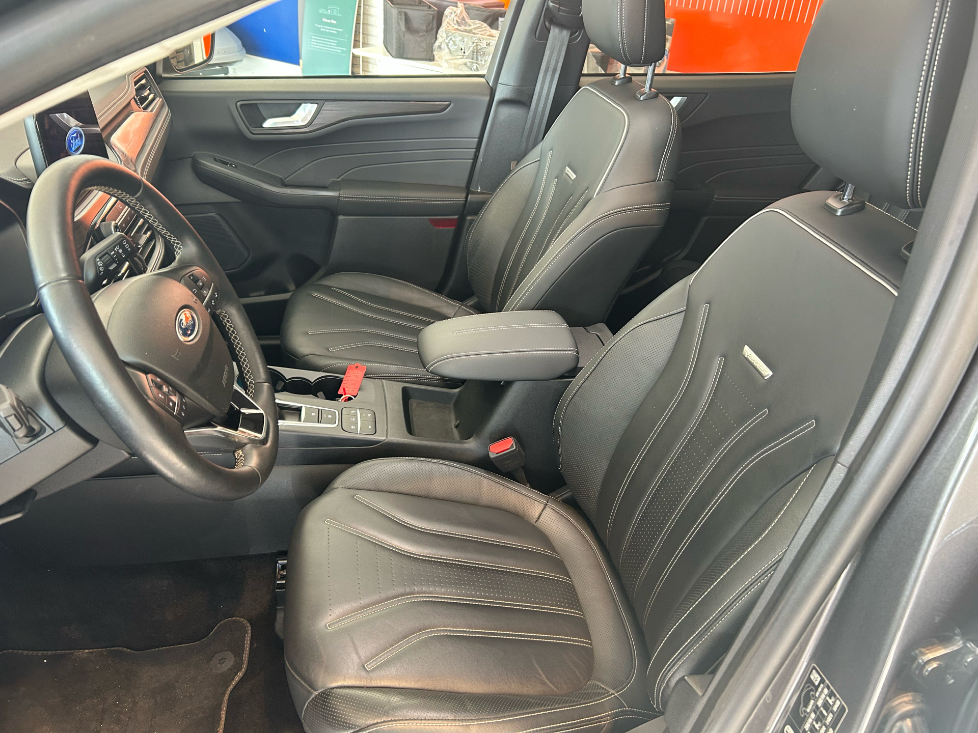 Billede af Ford Kuga 2,5 Plugin-hybrid Vignale CVT 225HK 5d Trinl. Gear