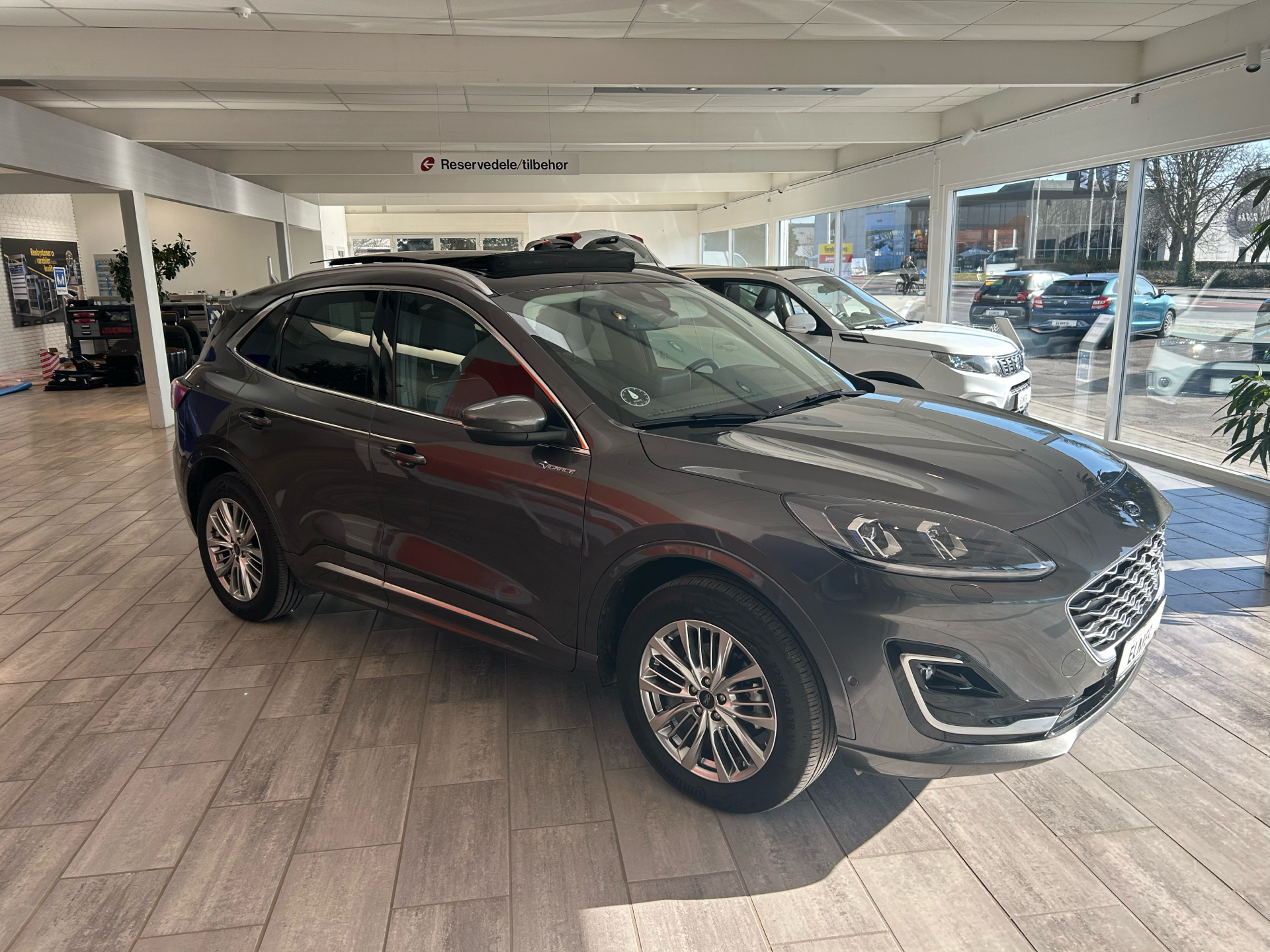 Billede af Ford Kuga 2,5 Plugin-hybrid Vignale CVT 225HK 5d Trinl. Gear