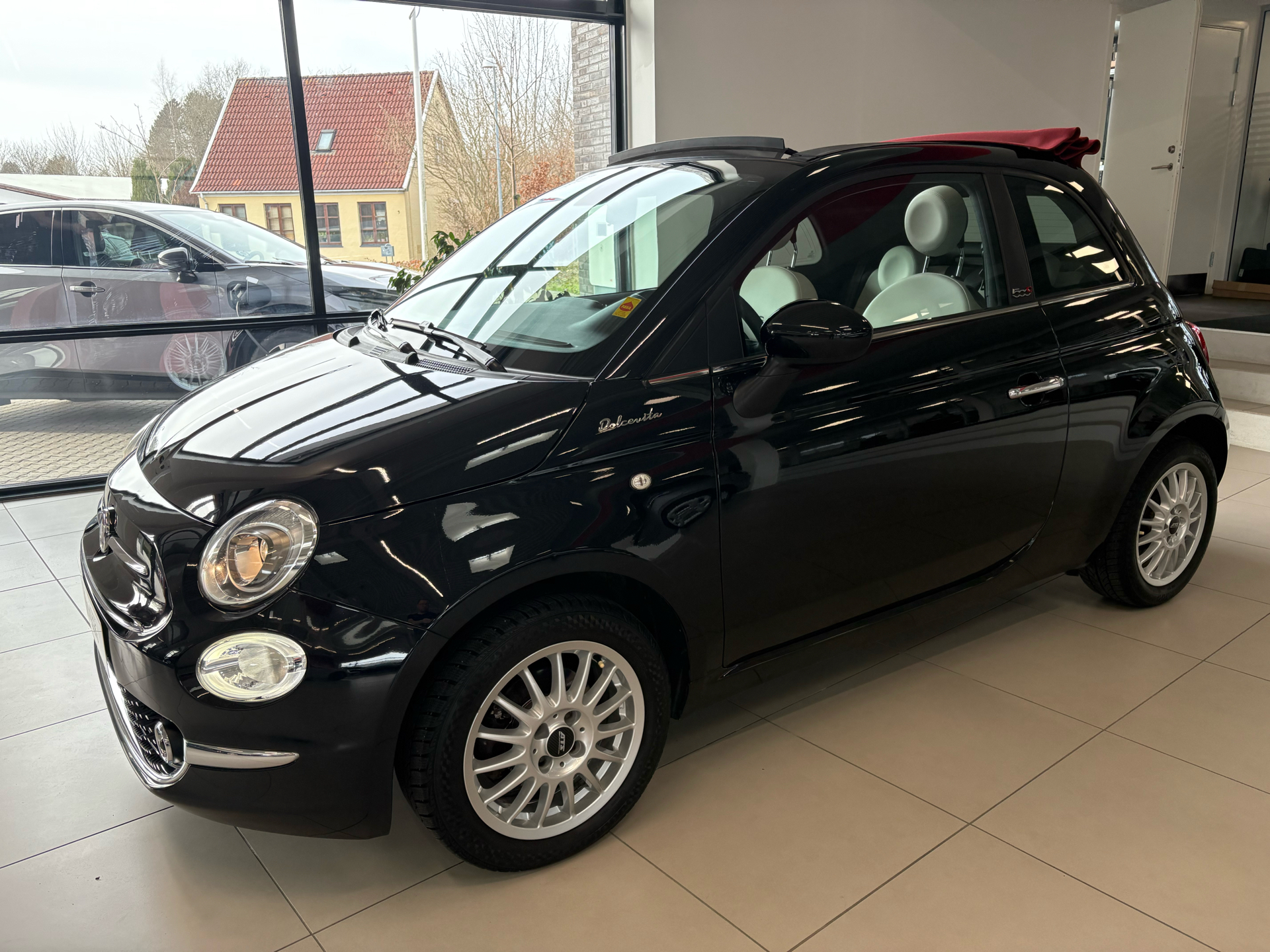 Billede af Fiat 500C 1,0 Mild hybrid DolceVita Pack 70HK Cabr. 6g