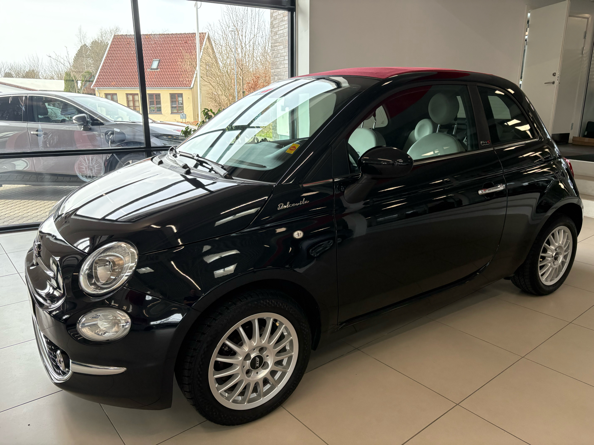 Billede af Fiat 500C 1,0 Mild hybrid DolceVita Pack 70HK Cabr. 6g