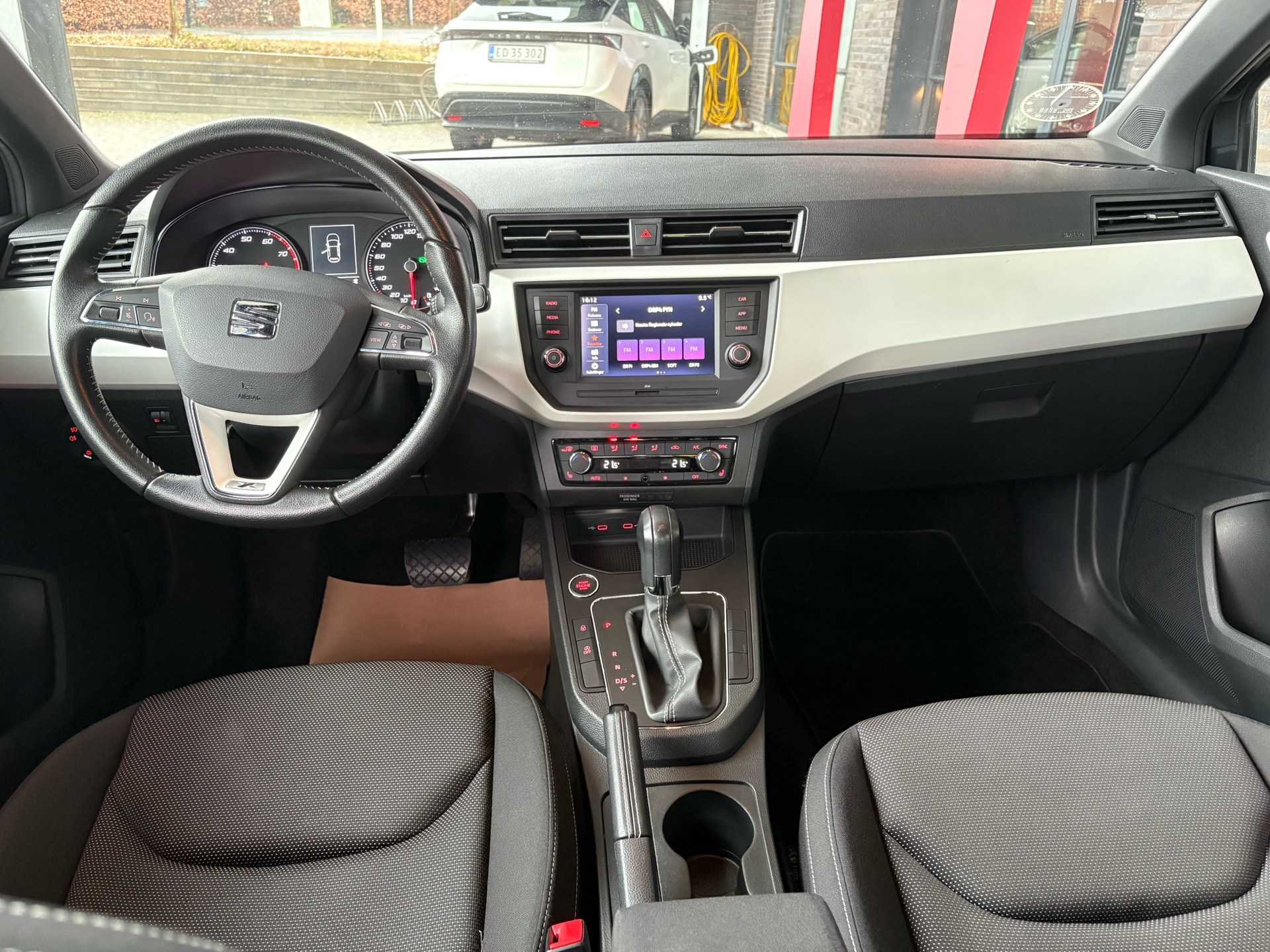 Billede af Seat Ibiza 1,0 TSI Xcellence DSG 110HK 5d 7g Aut.