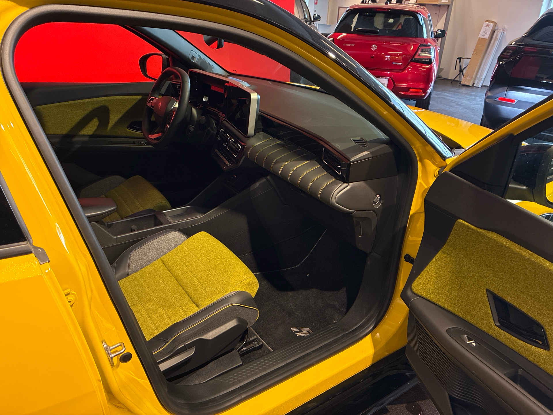 Billede af Renault R5 EL Iconic 150HK 5d Aut.