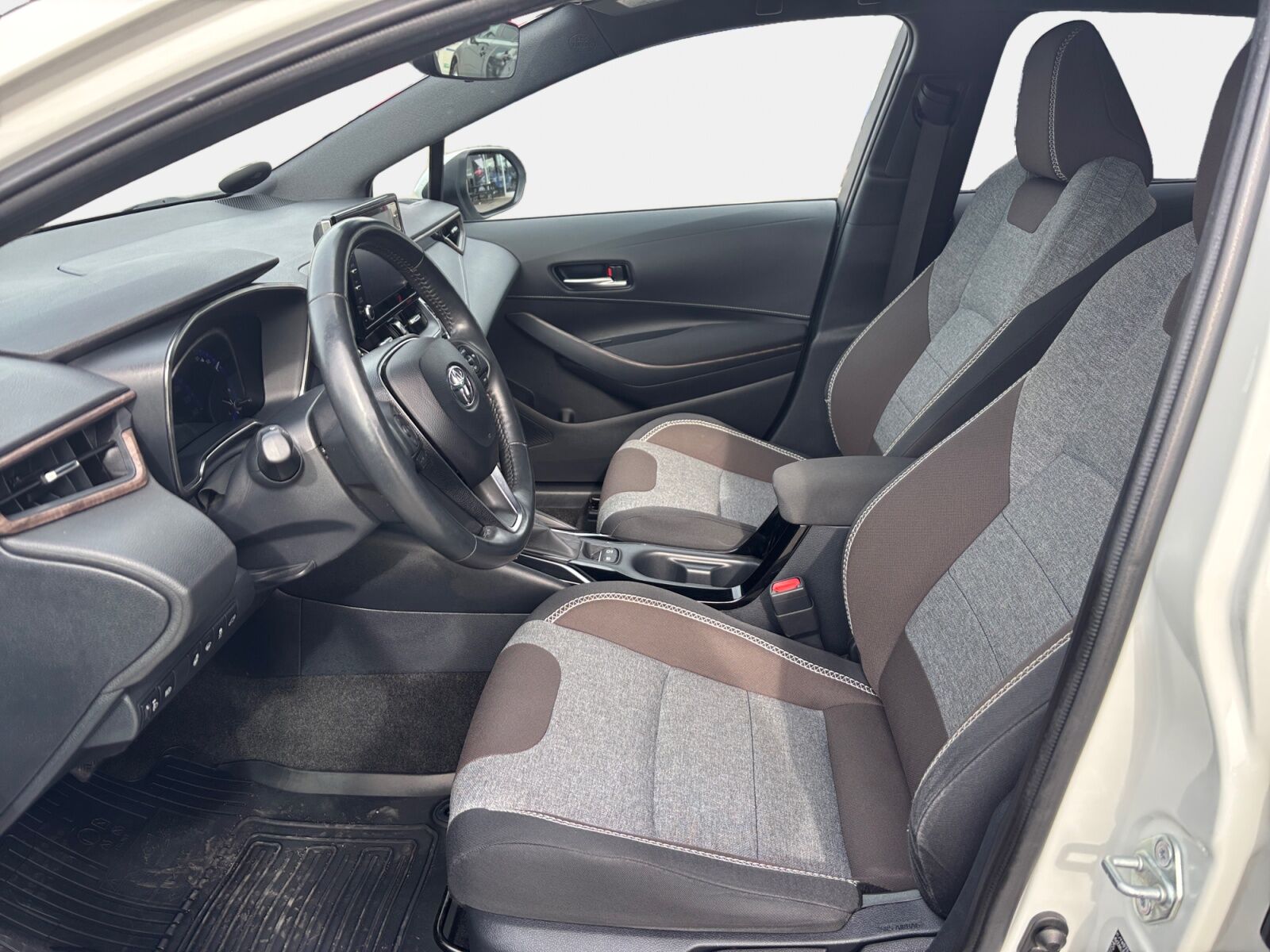 Billede af Toyota Corolla Touring Sports 1,8 Hybrid H3 TREK Smart E-CVT 122HK Stc Trinl. Gear