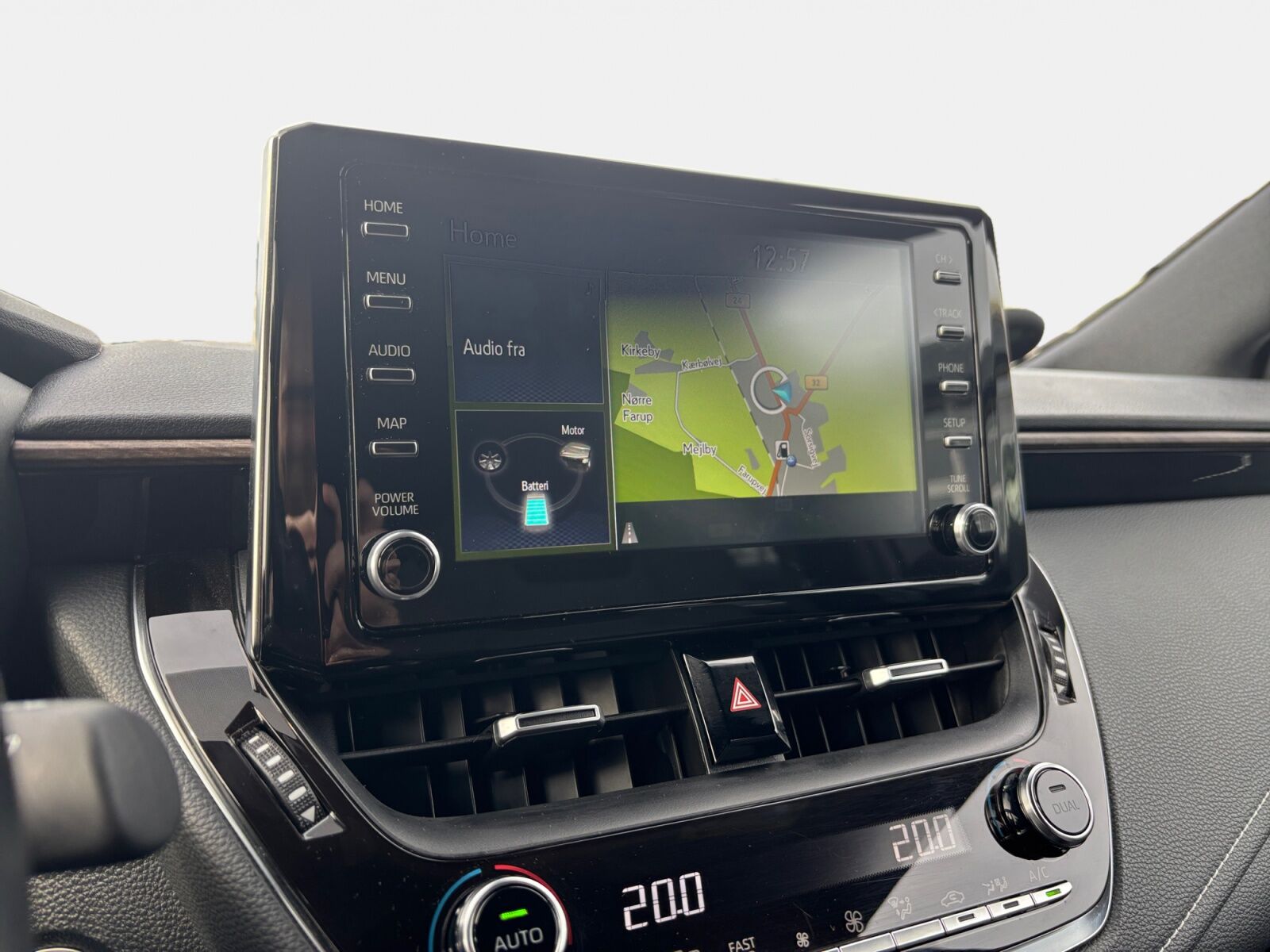 Billede af Toyota Corolla Touring Sports 1,8 Hybrid H3 TREK Smart E-CVT 122HK Stc Trinl. Gear