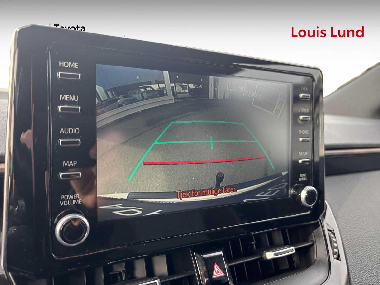 Billede af Toyota Corolla Touring Sports 1,8 Hybrid H3 TREK Smart E-CVT 122HK Stc Trinl. Gear