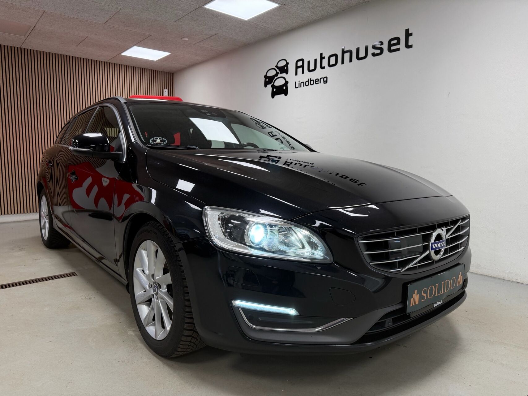 Billede af Volvo V60 2,0 D4 Momentum 163HK Stc 6g