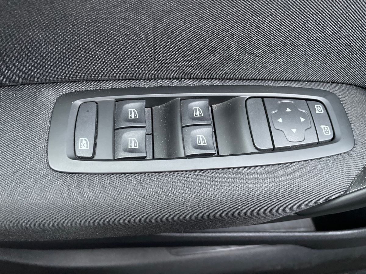 Billede af Renault Mégane Sport Tourer 1,6 E-TECH  Plugin-hybrid Zen 160HK Stc Aut.