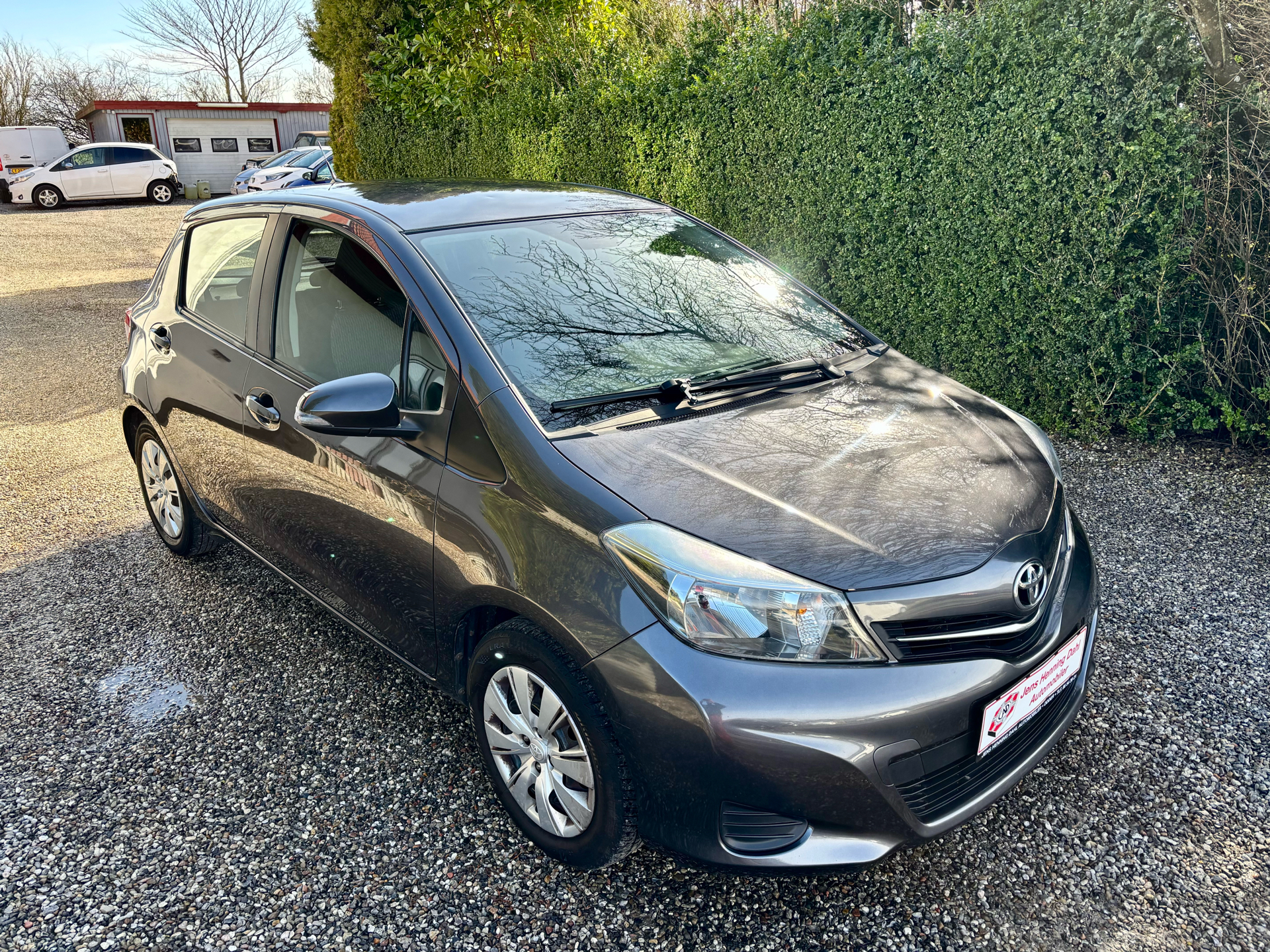 Billede af Toyota Yaris 1,0 VVT-I T2 Touch Air 69HK 5d