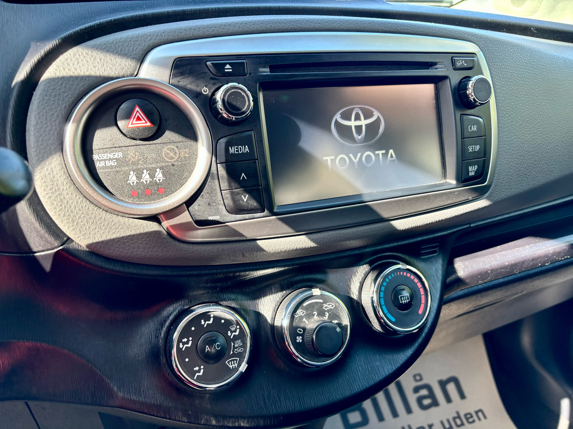 Billede af Toyota Yaris 1,0 VVT-I T2 Touch Air 69HK 5d