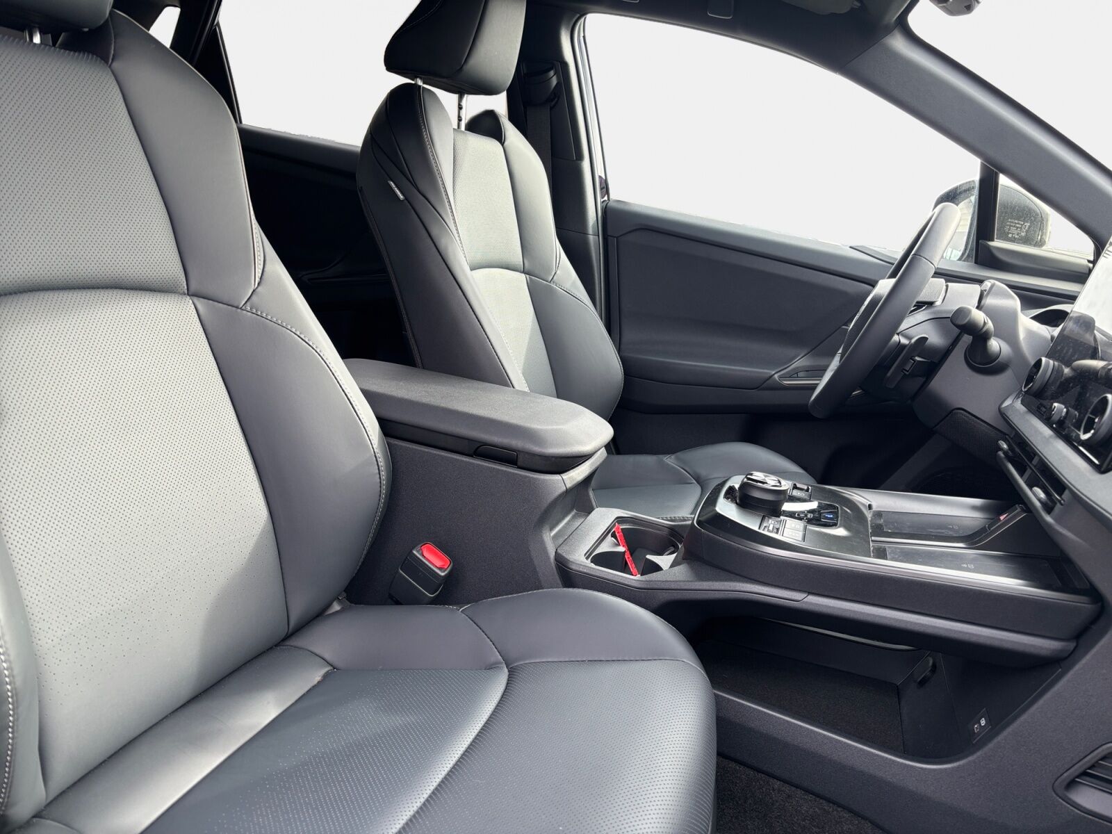 Billede af Toyota BZ4X EL Executive AWD 343HK 5d Aut.