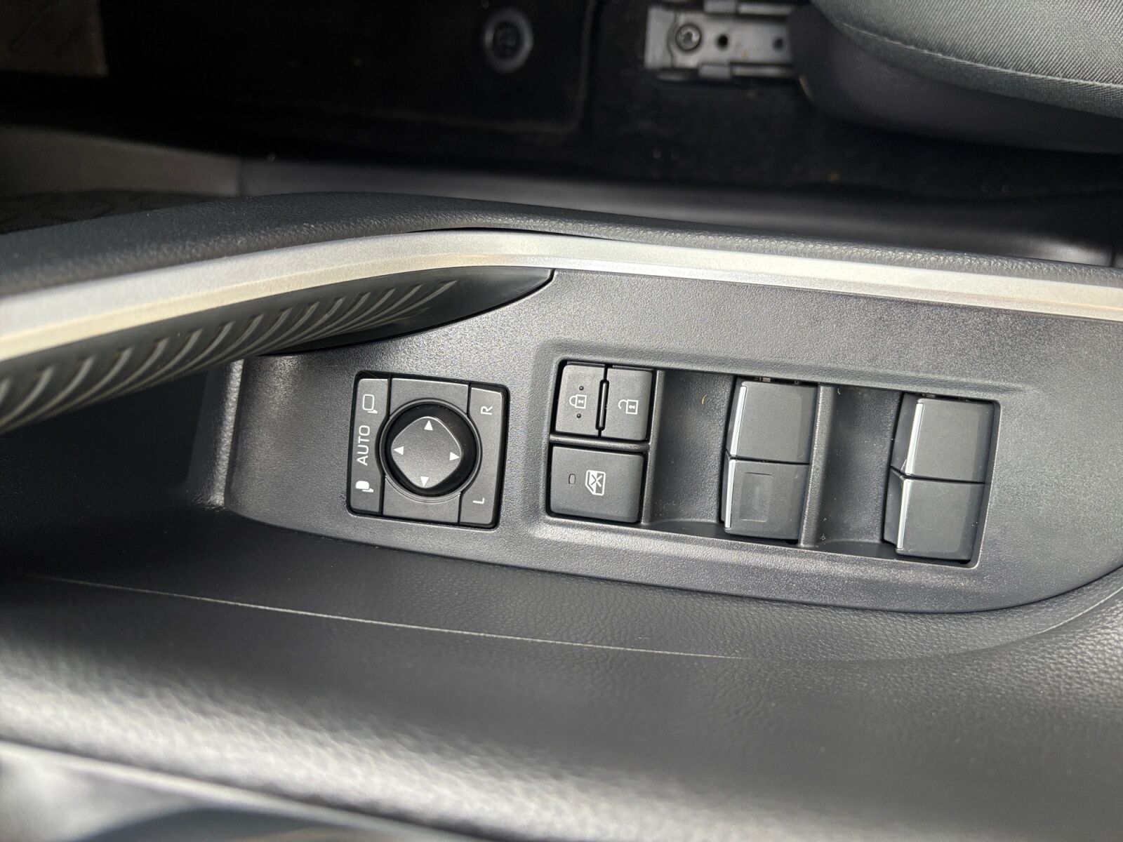 Billede af Toyota RAV4 2,0 T3 175HK 5d 6g Aut.