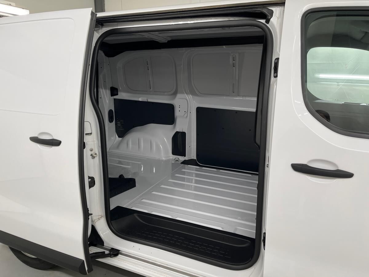 Billede af Opel Vivaro-e L2V1 EL Enjoy+ 136HK Van Aut.